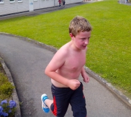 16 (Small)